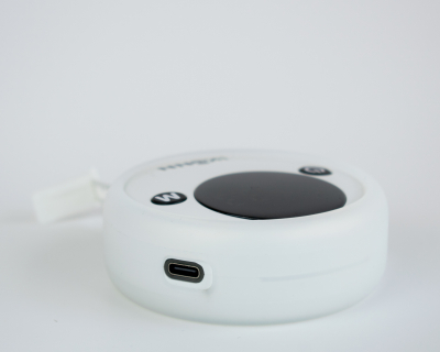 ikonn-mt1-charging-port-1